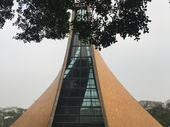 -路思义教堂