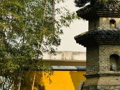 -龙华寺