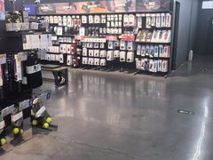 -迪卡侬(西三旗店)
