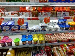 -华联超市(隆昌路店)