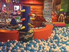 -酷洛小镇(步步高新天地购物广场店)