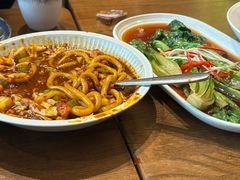 -耶里夏丽·丝路国际·新疆餐厅(浦东区东方路店)