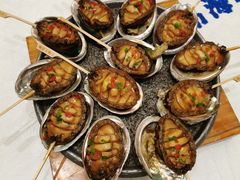 石锅大鲍鱼-品海楼·大连海胆锅贴馆(东港店)
