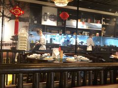 -老头儿油爆虾·知味杭州(爱琴海购物中心)