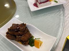招牌熏鱼-江南村酒家