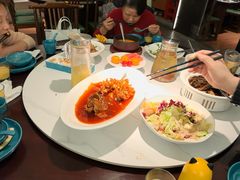 -荷塘秋月·本帮江浙菜(国权路店)