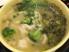 酸菜鱼面-牛真鲜禾一捞面(东鼓道店)