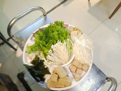 -鸡公虾婆新派干锅(喜盈门店)