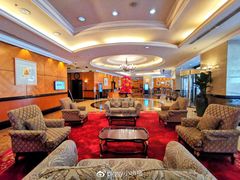 -深圳富苑皇冠假日套房酒店