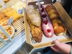 -焙丽拾光(麦凯乐直营店)