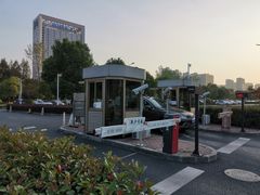 -地铁江陵路站停车场