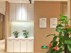-柏乐口腔医院·舒适化无痛种植牙中心(东盟商务区院)
