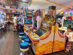 -反斗乐园π(龙华天虹店)