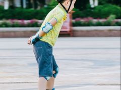 -悦动体能篮球羽毛球网球(三里河店)