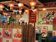 大堂-靠山屯东北农家菜(八龙桥雅苑店)