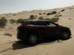 -亿利库布其七星湖沙漠生态旅游区