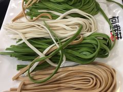 -何鲜菇火锅(大营盘店)