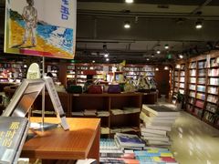 -新华书店(印象城店)