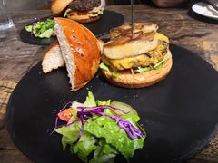 -HIGH FIVE哈福手工汉堡(桂林路店)