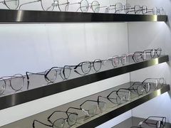-视野联行眼镜蔡司·依视路官方授权店(顺城店)
