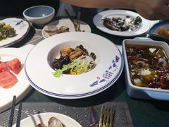 -忘忧草融合私房菜(红鼎国际店)