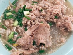 肉片肉碎清汤细粉-榮泰米粉湯(Left Shop)