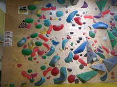 -问山MountQuest攀岩馆