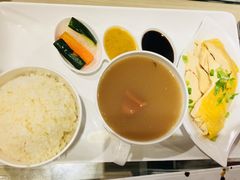 -翠华餐厅(德辅道中店)