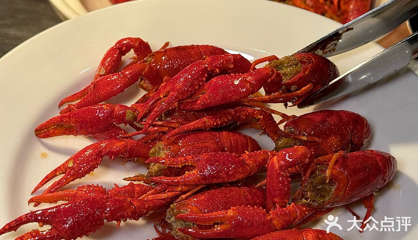 🦞来W酒店吃小龙虾自助全席咯‼️