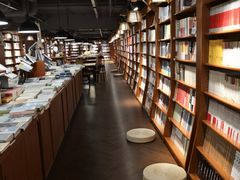 -新华书店(印象城店)