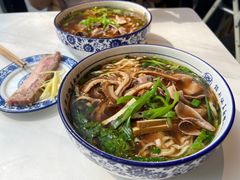 -镇南锅盖面馆(解放路店)