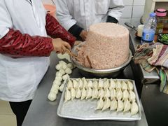 -黄阿姨锅贴大王(万航渡路店)