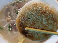 -刘记羊汤·烧饼夹肘子