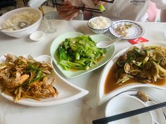 -覃记海鲜美食餐厅