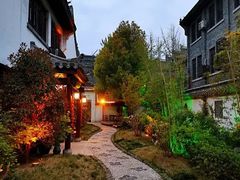 -湖光月色临湖音乐餐厅(台儿庄古城店)