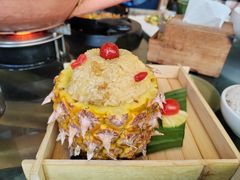 傣味菠萝饭-云海肴·汽锅鸡·云南菜(祥云小镇店)
