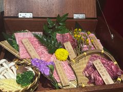 -山川小町·极番烧肉(新地假日广场店)