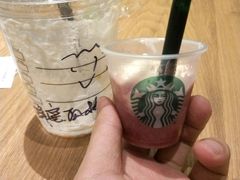 -星巴克(宁波东门银泰店)