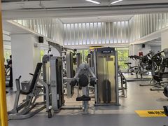 -超鹿运动(五四路恒力城店)