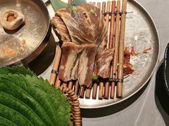 -草家酱蟹炭火烤肉店(珲春南路一店)