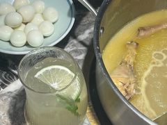 -禄婶鸡煲·打边炉