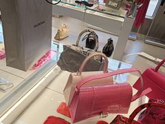 -BALENCIAGA(比斯特苏州购物村店)