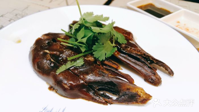 肉神潮汕卤鹅图片
