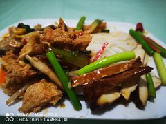 素拼-伊黎园牛羊肉泡馍馆(向阳路商贸街店)