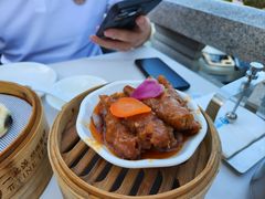 -皇马海口湾海景酒店(万绿园秀英港店)