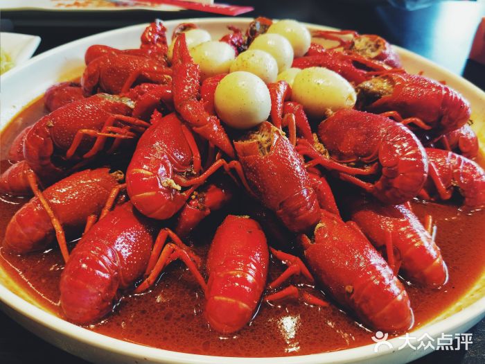 朱小乐龙虾馆(维明大街店)十八香小龙虾图片