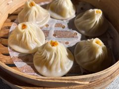 蟹粉小笼包-绿波廊(豫园店)