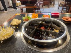 -邓莽子老火锅(中兴路总店)