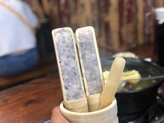 虾滑-陆记牛庄·碳锅龙虾烧烤(爱上花园店)