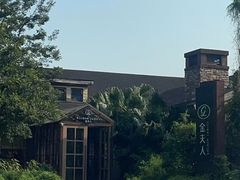 -金夫人化妆摄影职业培训学校